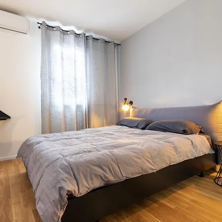 Apartment Alloro 9 *